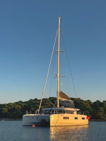 Best Price for a Catamaran Mira rental in Croatia | Yacht4Less