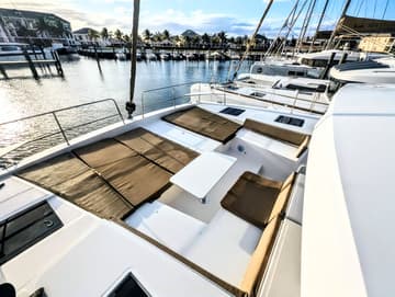 Catamaran CURRENT BREAK available for yacht charter in Bahamas | Yacht4Less