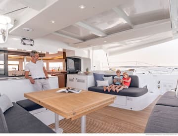 Catamaran VESPER available for yacht charter in BVI | Yacht4Less