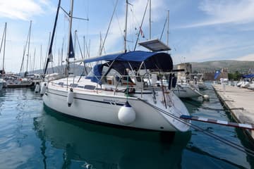 Sailboat Dišpet charter rental in Croatia | Yacht4Less