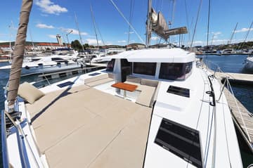Catamaran Algol available for yacht charter in Croatia | Yacht4Less