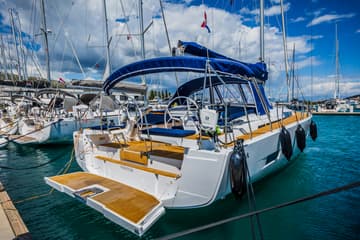 Best Price for a Sailboat Whistler rental in Croatia | Yacht4Less