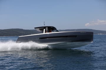 Motorboat No Name available for yacht charter in Croatia | Yacht4Less