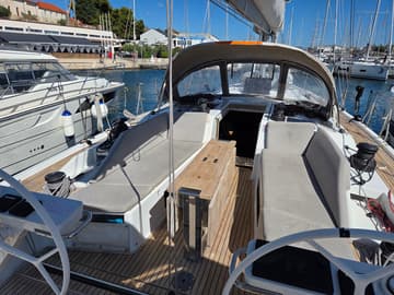 Best Price for a Sailboat Aloha rental in Croatia | Yacht4Less