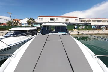 Motorboat Lolo available for yacht charter in Croatia | Yacht4Less