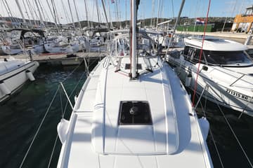 Sailboat Rooster available for yacht charter in Croatia | Yacht4Less