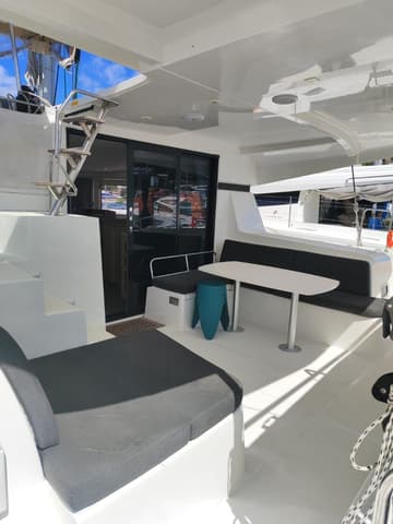 Best Price for a Catamaran DAISY rental in Caribbean | Yacht4Less