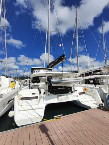 Catamaran VIOLET charter rental in Caribbean | Yacht4Less