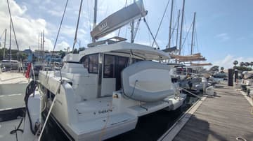 Catamaran The Bath  charter rental in Caribbean | Yacht4Less