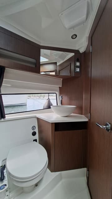 Motorboat Jean available for yacht charter in Croatia | Yacht4Less