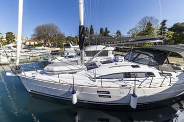 Sailboat Lady Blue charter rental in Croatia | Yacht4Less