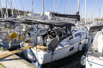 Sailboat Lady Blue available for yacht charter in Croatia | Yacht4Less