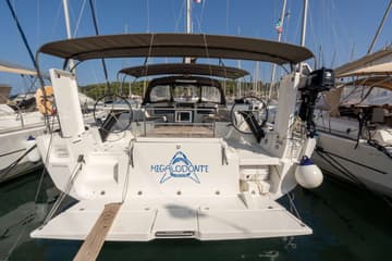 Sailboat MEGALODONTE charter rental in France | Yacht4Less