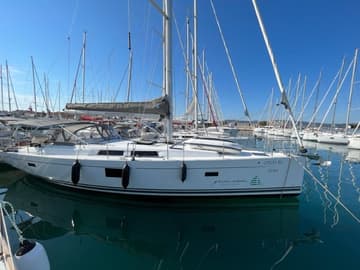 Sailboat Zsiber available for yacht charter in Croatia | Yacht4Less