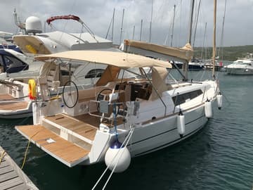 Best Price for a Sailboat Kalliste rental in France | Yacht4Less