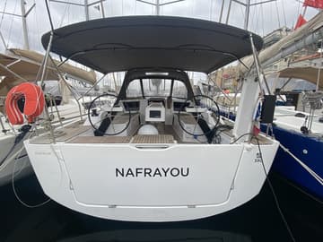 Sailboat Nafrayou charter rental in France | Yacht4Less