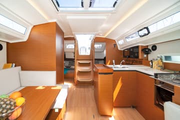 Sailboat Pnoe available for yacht charter in Greece | Yacht4Less