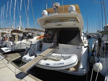 Motorboat Luma charter rental in Croatia | Yacht4Less