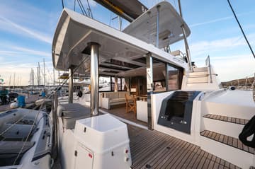 Catamaran Carpe Diem available for yacht charter in Croatia | Yacht4Less