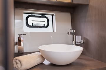 Motorboat Miami Vice available for yacht charter in Croatia | Yacht4Less