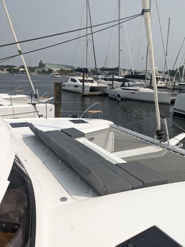 Best Price for a Catamaran Wayfinder rental in Bahamas | Yacht4Less