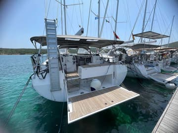 Best Price for a Sailboat Insomnia rental in Italy | Yacht4Less