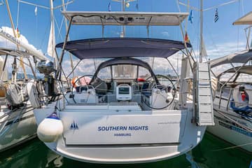 Sailboat Southern Nights charter rental in Greece | Yacht4Less