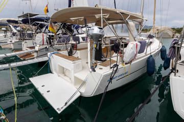 Sailboat Shakey Ground available for yacht charter in Italy | Yacht4Less