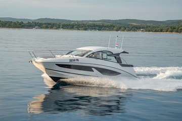 Motorboat Gran Turismo 36 available for yacht charter in Croatia | Yacht4Less
