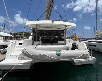 Catamaran LUTH charter rental in Mexico | Yacht4Less