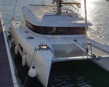 Catamaran Marepiatto available for yacht charter in Italy | Yacht4Less