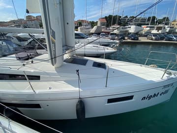 Best Price for a Sailboat night elli rental in Croatia | Yacht4Less