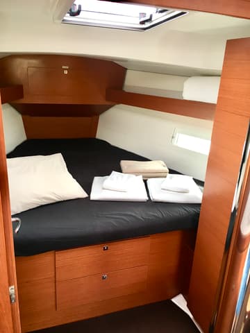 Sailboat Avanti available for yacht charter in Portugal | Yacht4Less