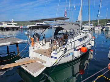 Sailboat Suleika available for yacht charter in Croatia | Yacht4Less