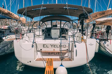 Sailboat El Yelmo charter rental in Croatia | Yacht4Less
