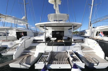 Catamaran Celeste Del Mar charter rental in Croatia | Yacht4Less