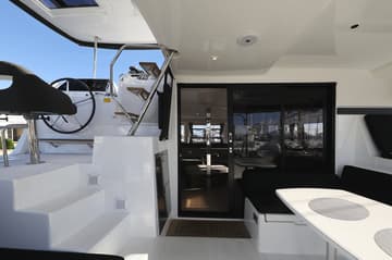 Best Price for a Catamaran Rea rental in Croatia | Yacht4Less