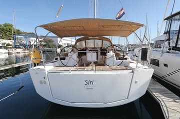 Sailboat Siri charter rental in Croatia | Yacht4Less