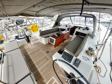 Sailboat Luna available for yacht charter in Croatia | Yacht4Less