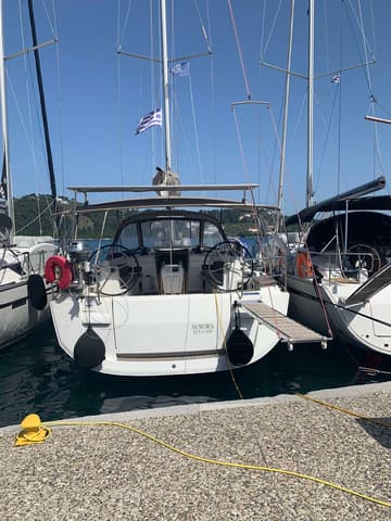 Sailboat Aurora charter rental in Greece | Yacht4Less
