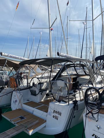 Best Price for a Sailboat petit elli rental in Croatia | Yacht4Less