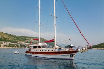 Best Price for a Gulet Adriatic Holiday rental in Croatia | Yacht4Less