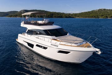 Best Price for a Motorboat DDM29 rental in Croatia | Yacht4Less