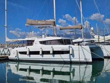 Best Price for a Catamaran Agatirno rental in Italy | Yacht4Less