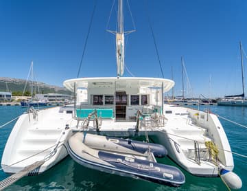 Catamaran Orlando available for yacht charter in Croatia | Yacht4Less