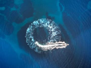 Motorboat Respirato available for yacht charter in Croatia | Yacht4Less