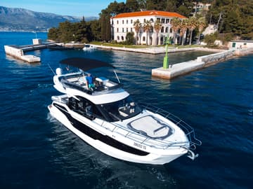 Motorboat FGStar Mini charter rental in Croatia | Yacht4Less