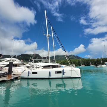 Catamaran Best Love charter rental in Seychelles | Yacht4Less