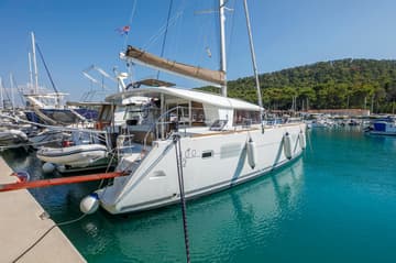 Catamaran Second Wind available for yacht charter in Croatia | Yacht4Less