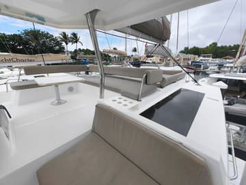 Best Price for a Catamaran ALLAMANDA rental in Caribbean | Yacht4Less